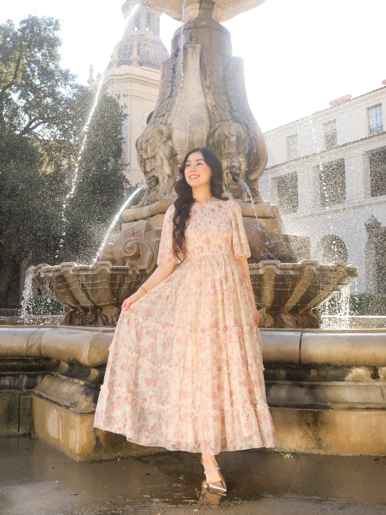 romantic dresses vintage Emma's Timeless Grace Dress Light Pink / S Capture a vintage fairytale mood with this mocha brown lace dress featuring balloon sleeves Retro Style Vintage Dresses for